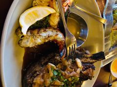 -Hula Grill Waikiki