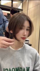-HAIR CORNER