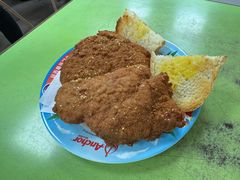 猪扒包-胜利茶餐室