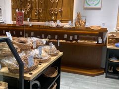 面包甜点陈列柜-HAVE A ROOM·有间质果(总店)