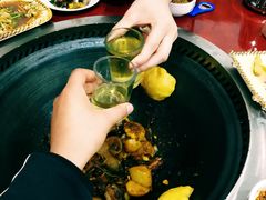 -哈尔滨东北铁锅炖(都督街店)