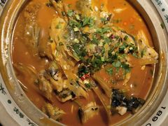 -魏铭鱼头捞饭(晋阳路店)