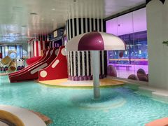 -涨巢·潮玩水疗局