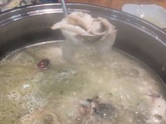 -风情丽江斑鱼火锅(孙家沟西南路80号店)
