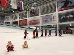 -乔波室内滑雪场