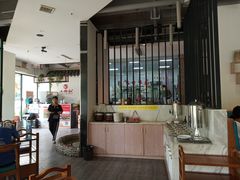 大堂-小牛叔鲜切牛肉·火锅·烤肉自助(公济桥路店)