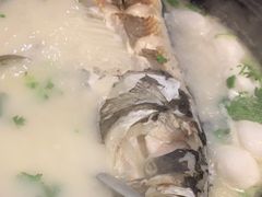 -香山湖家家宴(中山陵店)