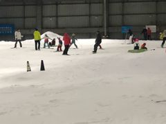 -乔波室内滑雪场