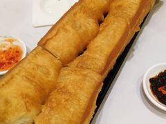 豆浆拼油条-君德澜酒家·创意粤菜(金山谷店)