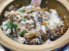金牌黄鳝饭-红星光发煲仔饭(文海店)
