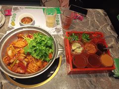 -禄婶鸡煲·打边炉