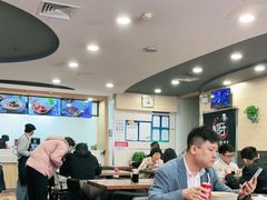 大堂-李先生牛肉面大王(北京站售票厅餐厅)