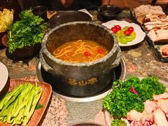 -海底捞火锅(威高广场店)