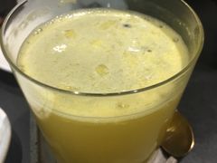 -UNI UNI(环亚凯瑟琳店)