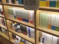 -猫的天空之城概念书店(印象城购物中心店)