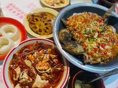 -堂瓦里·33年传统赣菜(第一街区店)