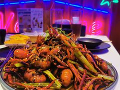 -钳小柒·小龙虾蓝龙王烧烤夜宵(长寿路店)