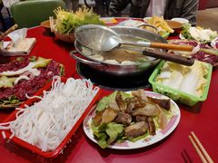 -潮汕·草根牛肉档(上海荟聚城市集市店)