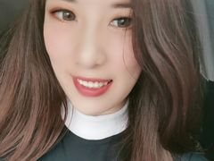 -4iNLOOK美瞳店(龙之梦购物中心虹口店)