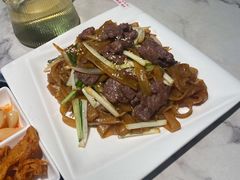 干炒牛河-鼎记啫啫煲(数博万达店)