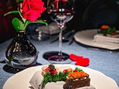 -弦月窗LUNETTE BY AMANDA(复兴路店)