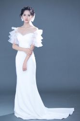 -衣贝姿婚纱礼服馆