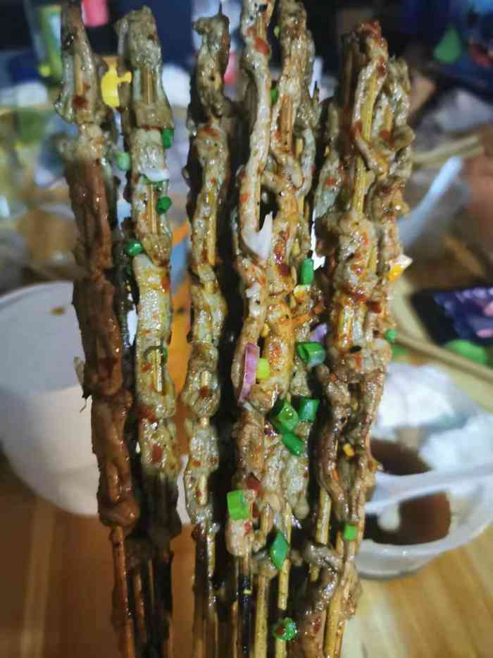 老胡烧烤-"今天元宵佳节,晚餐家庭聚会,各种自贡美食.