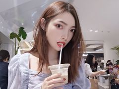 -M Stand(宁波万象城店)