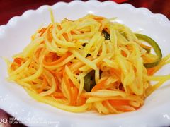-金杨拉面王小吃面馆·牛三宝面·红烧牛肉粉