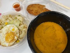 鲜茄吉列鸡扒通心粉-多多茶餐厅(松风路店)