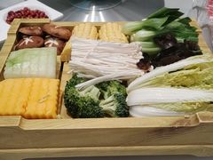 -宝燕壹号景观餐厅(龙盛国际商业广场店)