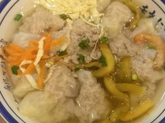 -长人馄饨铺(解放街店)