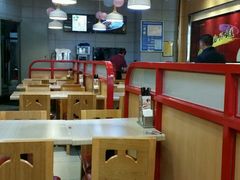 -贯一台湾牛肉面(八一七中路店)