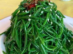 炝拌草原沙葱-德乐海蒙餐