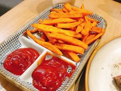 -HELLO 27 意面·沙拉·帕尼尼