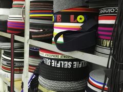 -华晖布料批发市场