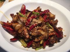 现任香辣美蛙-花椒俏川菜小馆(南海万达店)