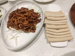 -闫府私房菜(经四路万达店)