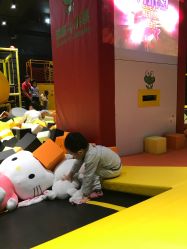 点击看大图 -蹦蹦跳跳(新奥购物中心店)