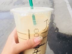 拿铁-星巴克臻选(济南万达店)