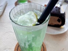 -Me Coffee下午茶艺术空间