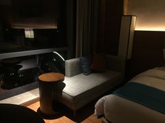 -杭州千岛湖皇冠假日酒店大堂吧