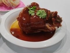 明湖肘子骨-鹊华居·地道鲁菜·海鲜·融合味(大明湖店)