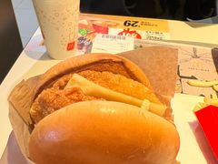 芝芝酪酪堡-麦当劳(世界城广场店)