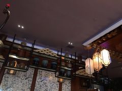 -八府香鸭·啫啫煲(华山路店)