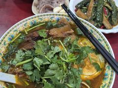 -金杨拉面王小吃面馆·牛三宝面·红烧牛肉粉