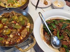 -阿瓦山寨·湘菜现炒·剁椒鱼头王(咸阳总店)