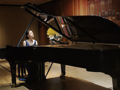 -柏斯音乐艺术中心·钢琴·吉他(上音店)