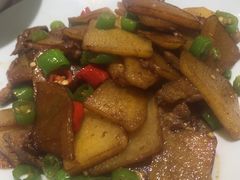 土豆红烧肉-渔湘粤厨(时尚天河美食城店)