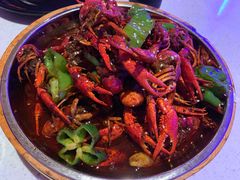 -红盔侠小龙虾(海宁银泰店)